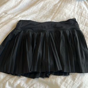 Lululemon pleated tennis skirt
